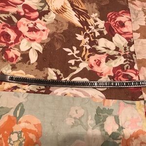 White House Black Market pewter belt Medium